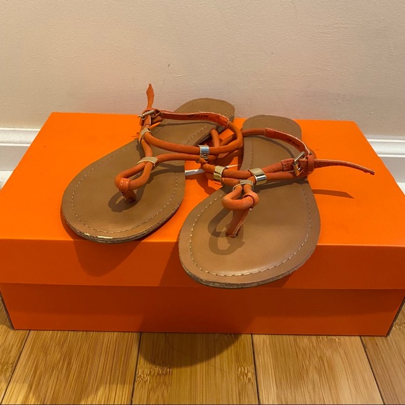 AMERICAN EAGLE White Strappy Sandals - Picture 2 of 2